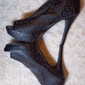 Women's Black Platform Peep Toe Heeled Boot Size L 8/9